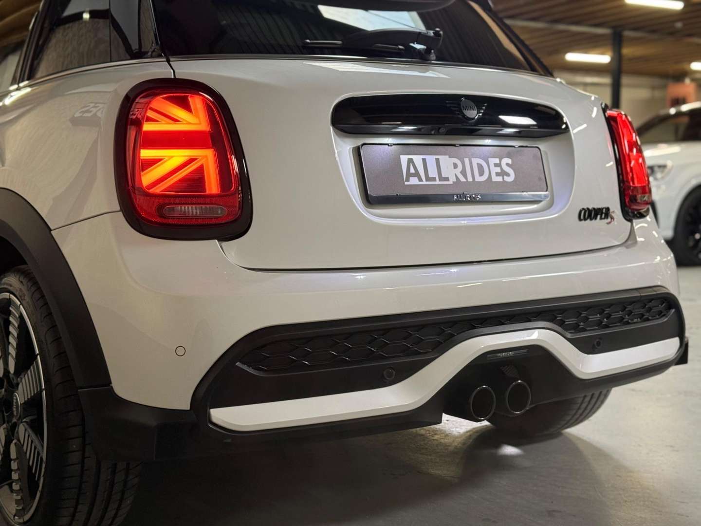 Mini Mini Essential Cooper S - 2023 - Joinsteer - #9