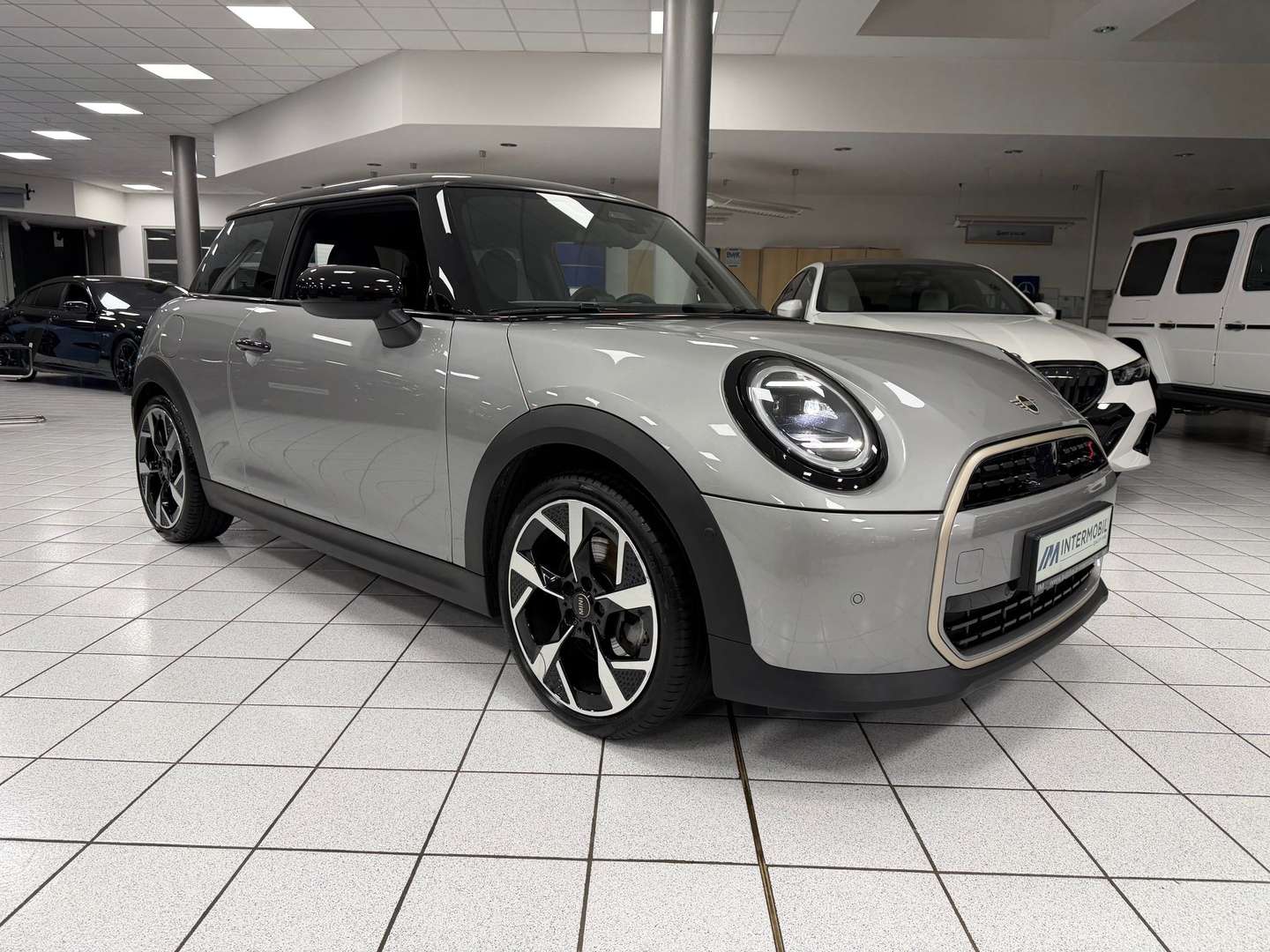 Mini Cooper Favoured Trim S - 2025 - Joinsteer - #2