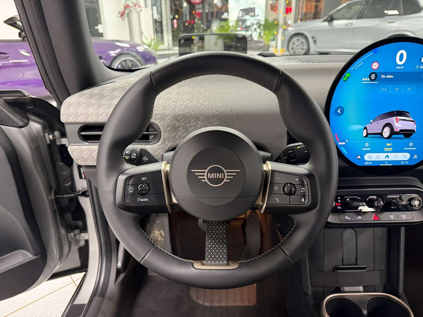 Mini Cooper Favoured Trim S - 2025 - Joinsteer - #10