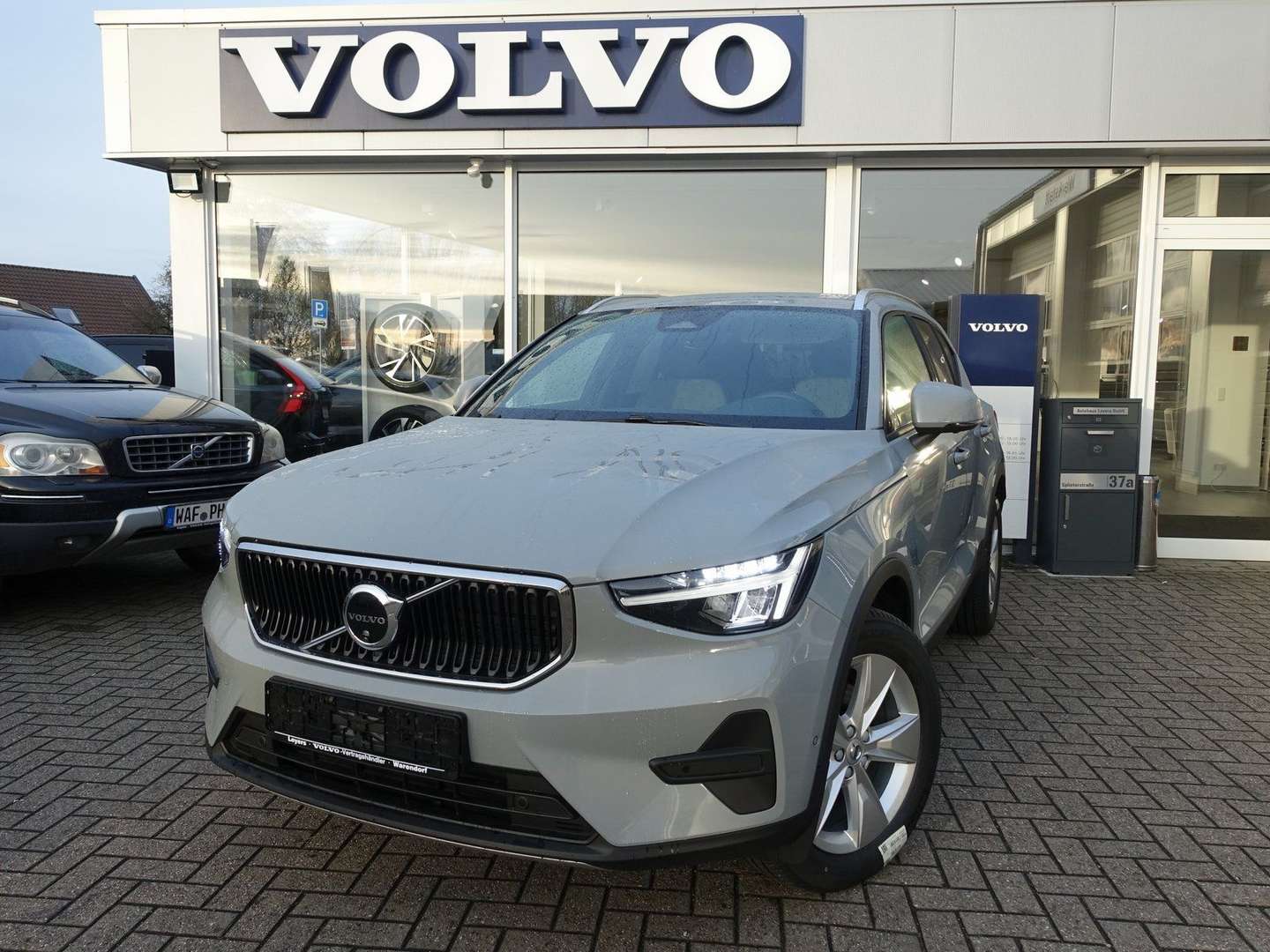 Volvo XC40 Core B3 Mild-Hybrid - 2025 - Joinsteer - #1