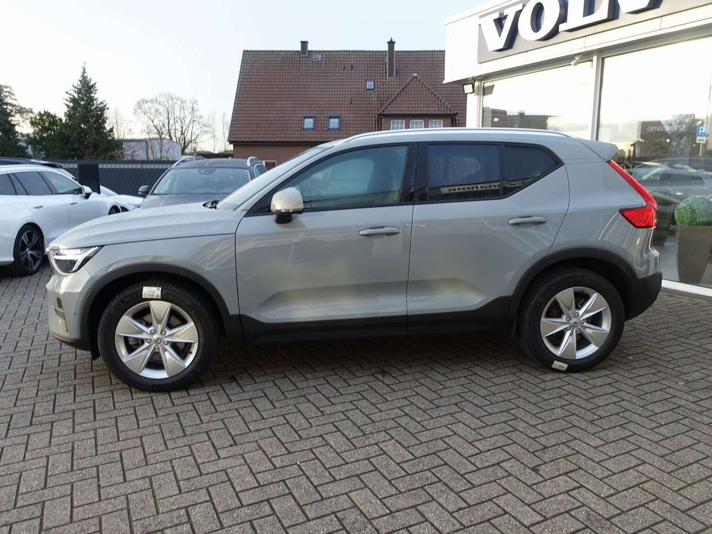 Volvo XC40 Core B3 Mild-Hybrid - 2025 - Joinsteer - #6