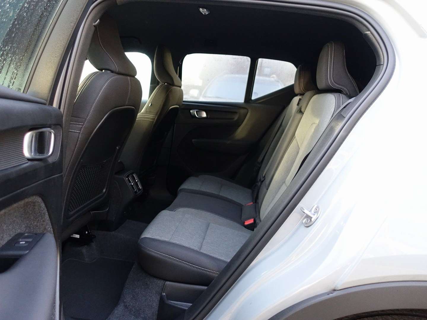 Volvo XC40 Core B3 Mild-Hybrid - 2025 - Joinsteer - #9