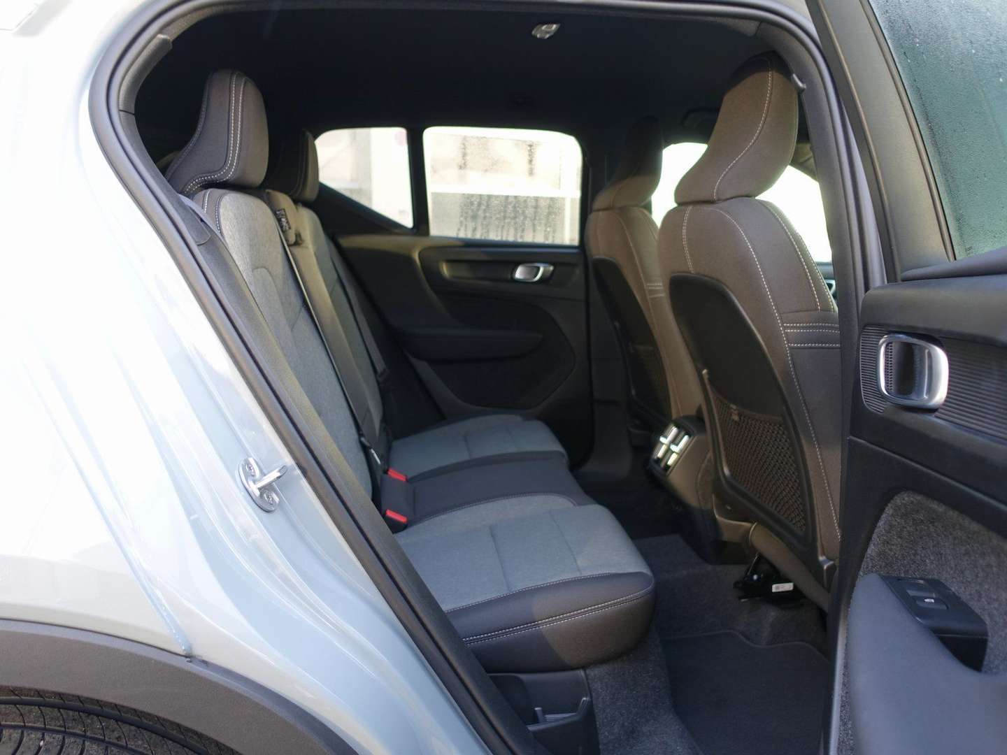 Volvo XC40 Core B3 Mild-Hybrid - 2025 - Joinsteer - #11