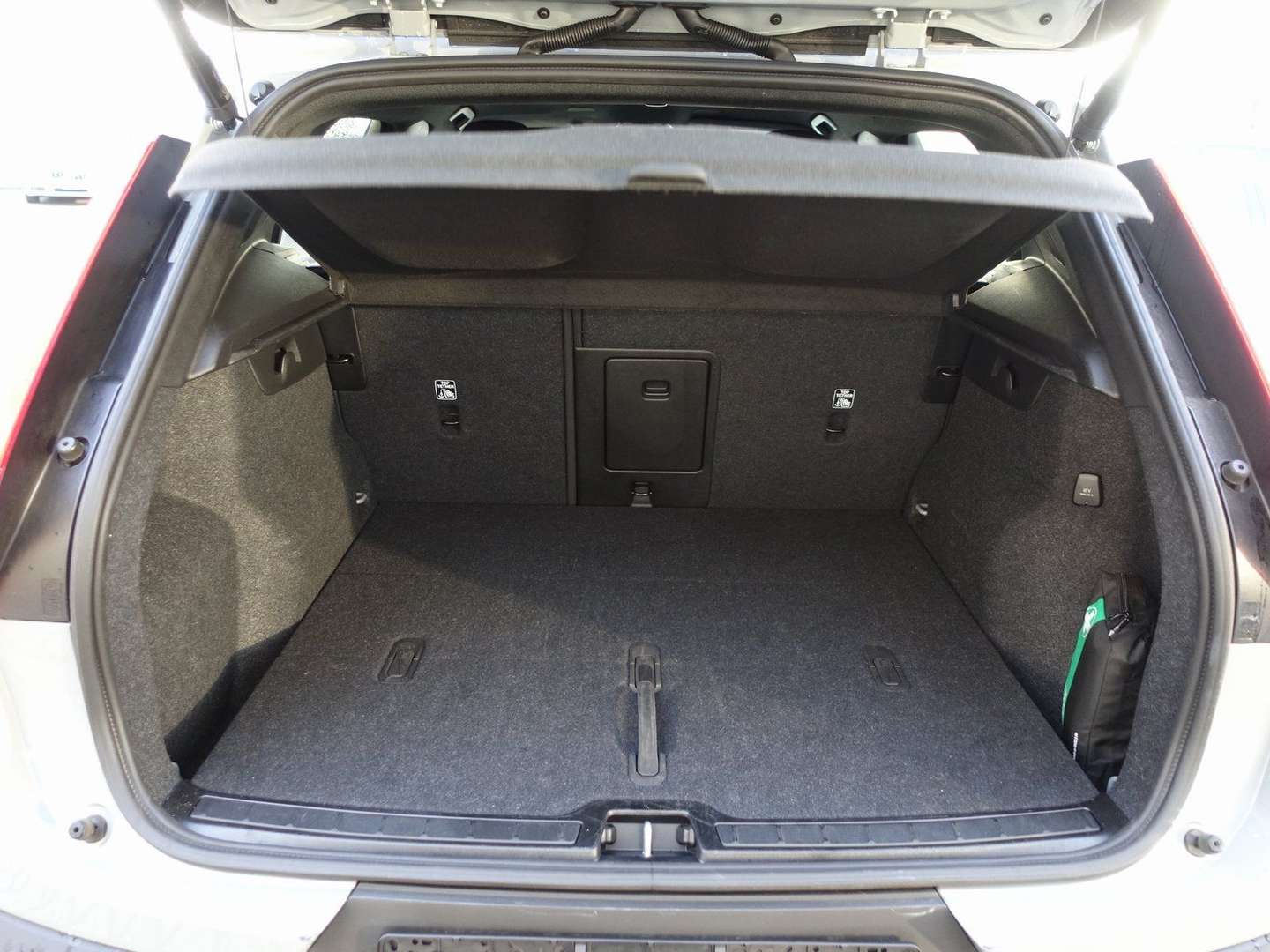 Volvo XC40 Core B3 Mild-Hybrid - 2025 - Joinsteer - #21