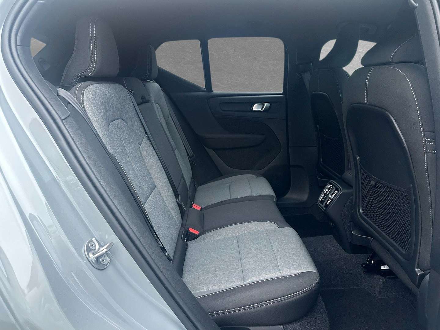 Volvo XC40 Core B3 Mild-Hybrid - 2024 - Joinsteer - #4