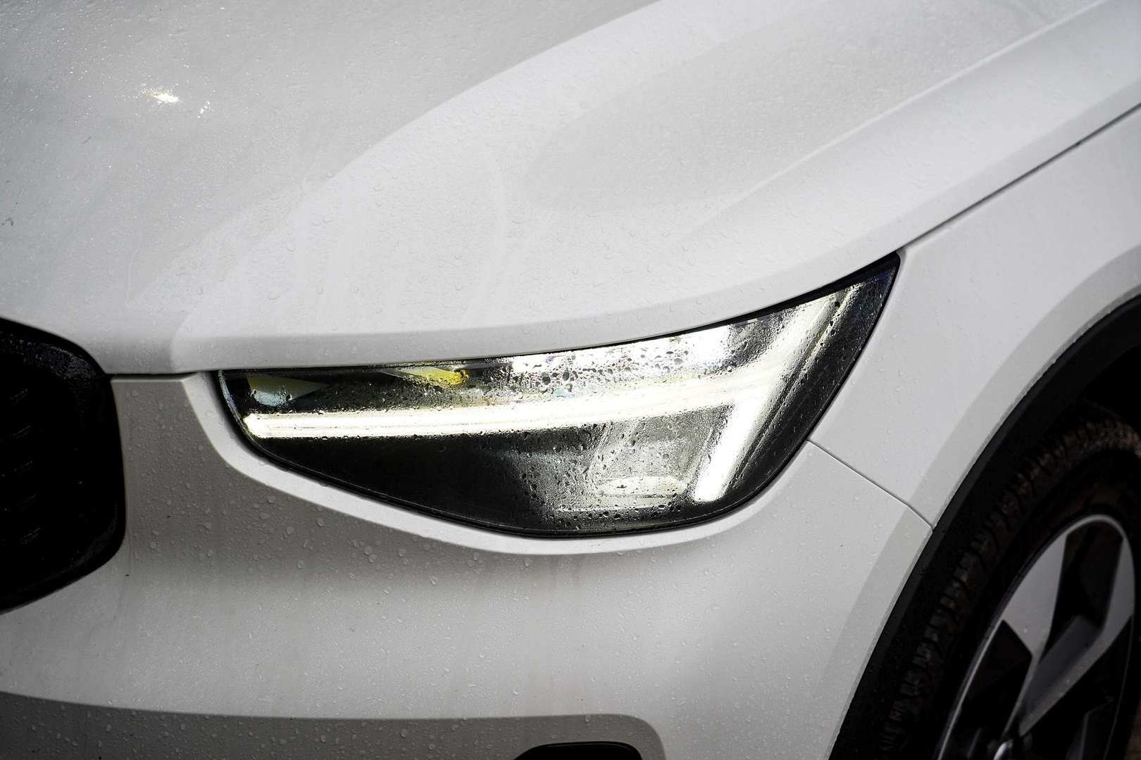 Volvo XC40 Plus B4 - 2025 - Joinsteer - #4