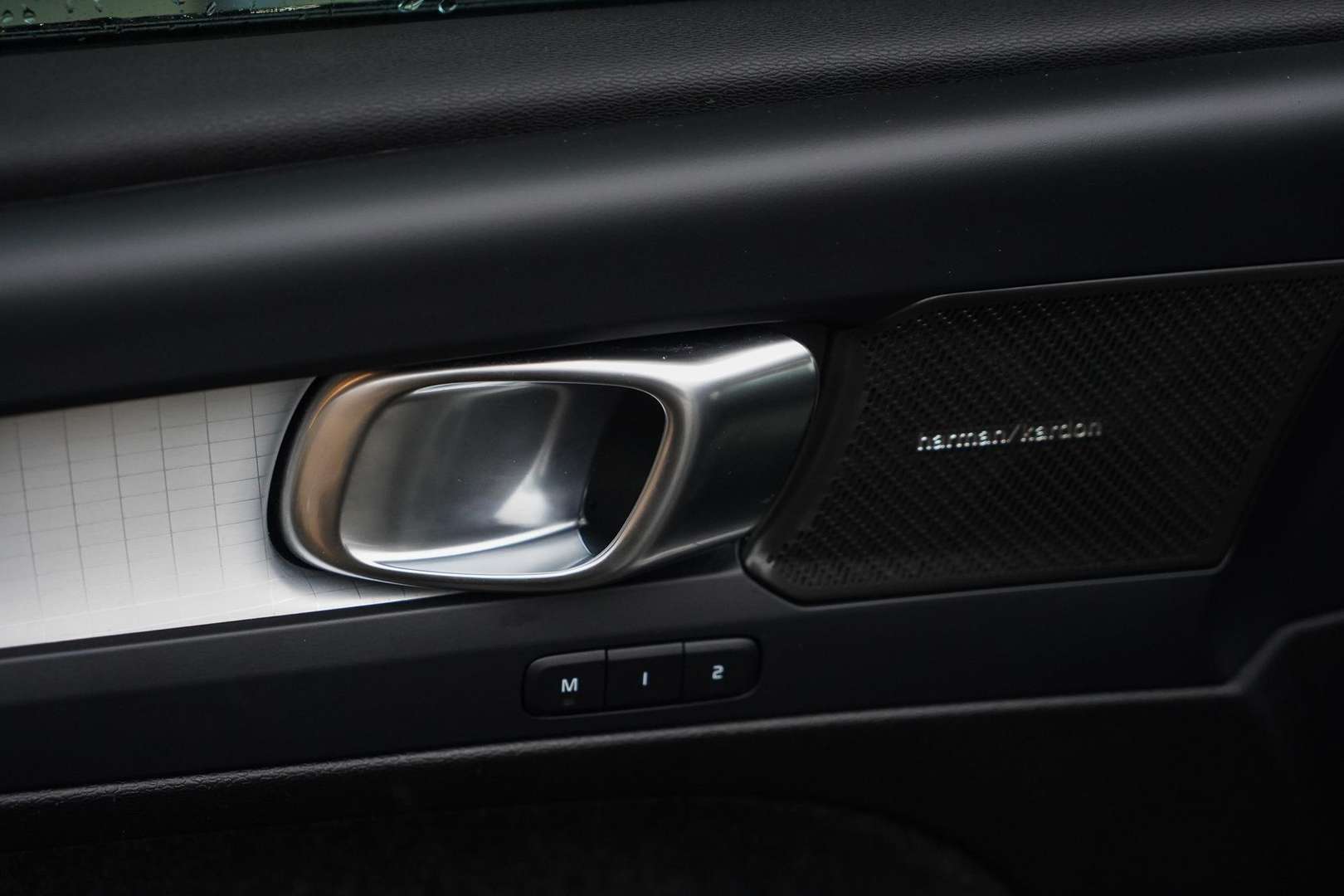 Volvo XC40 Plus B4 - 2025 - Joinsteer - #15