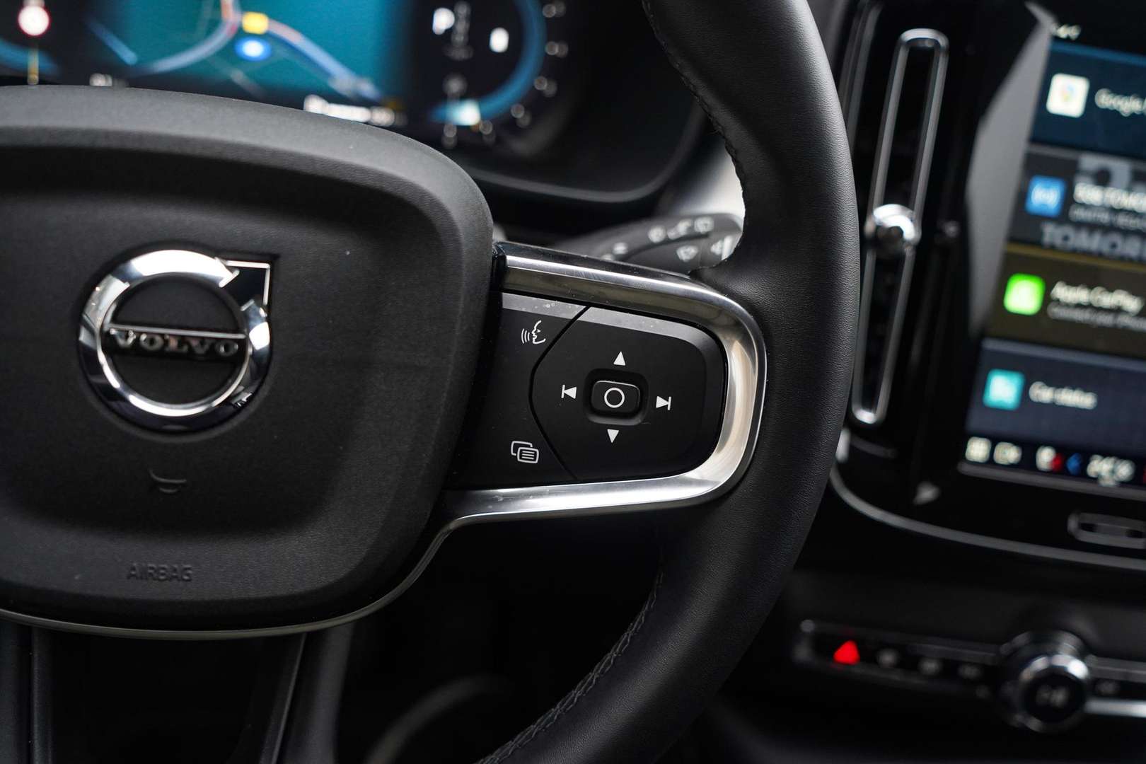 Volvo XC40 Plus B4 - 2025 - Joinsteer - #20