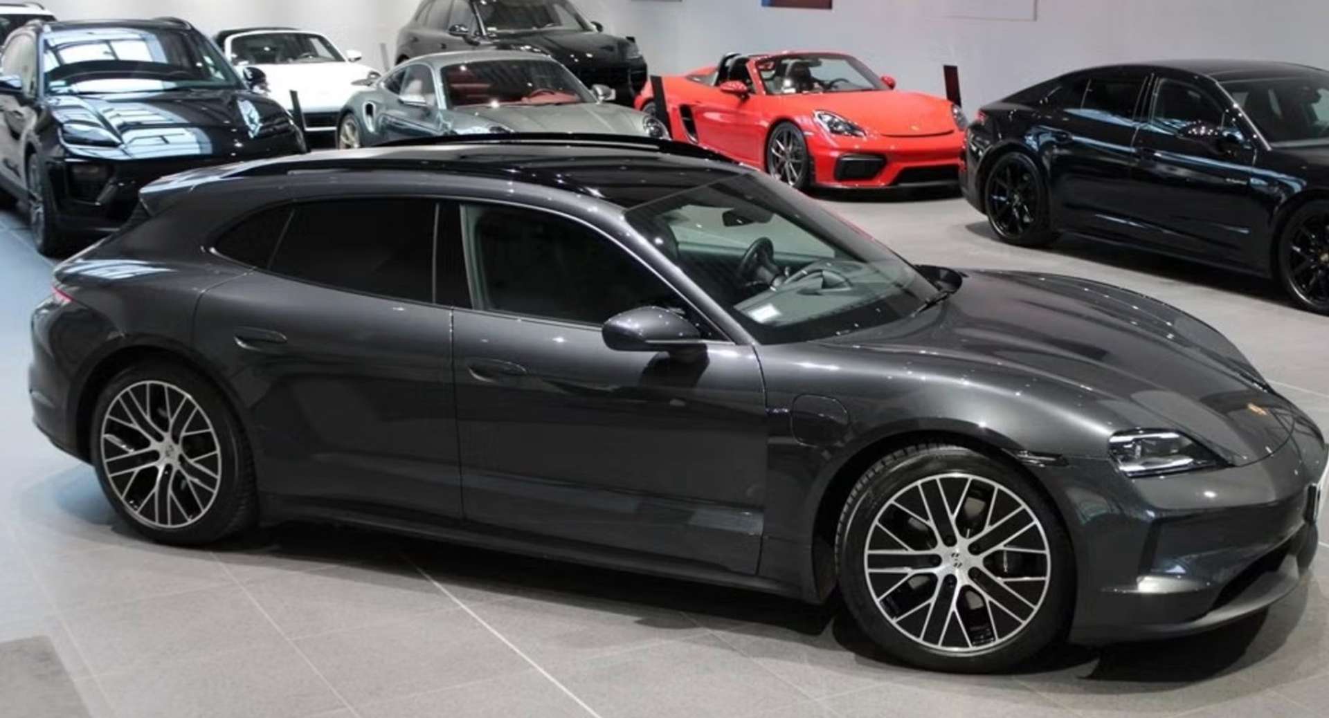 Porsche Taycan Sport Turismo - 2025 - Joinsteer - #2