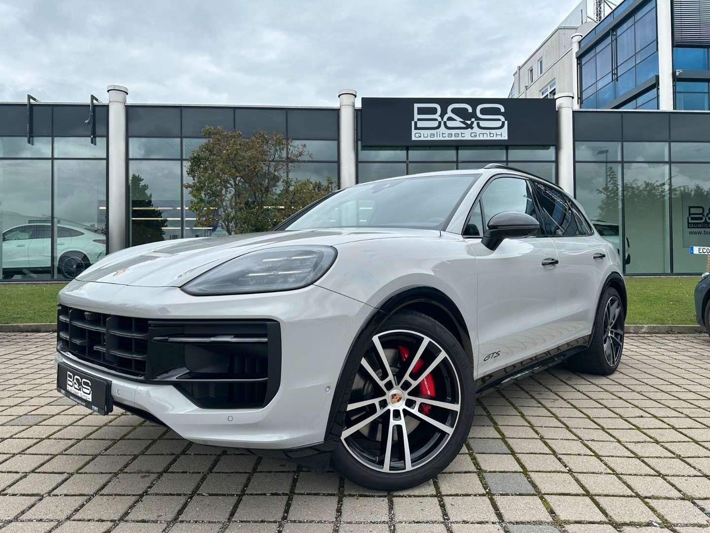 Porsche Cayenne GTS - 2025 - Joinsteer - #1