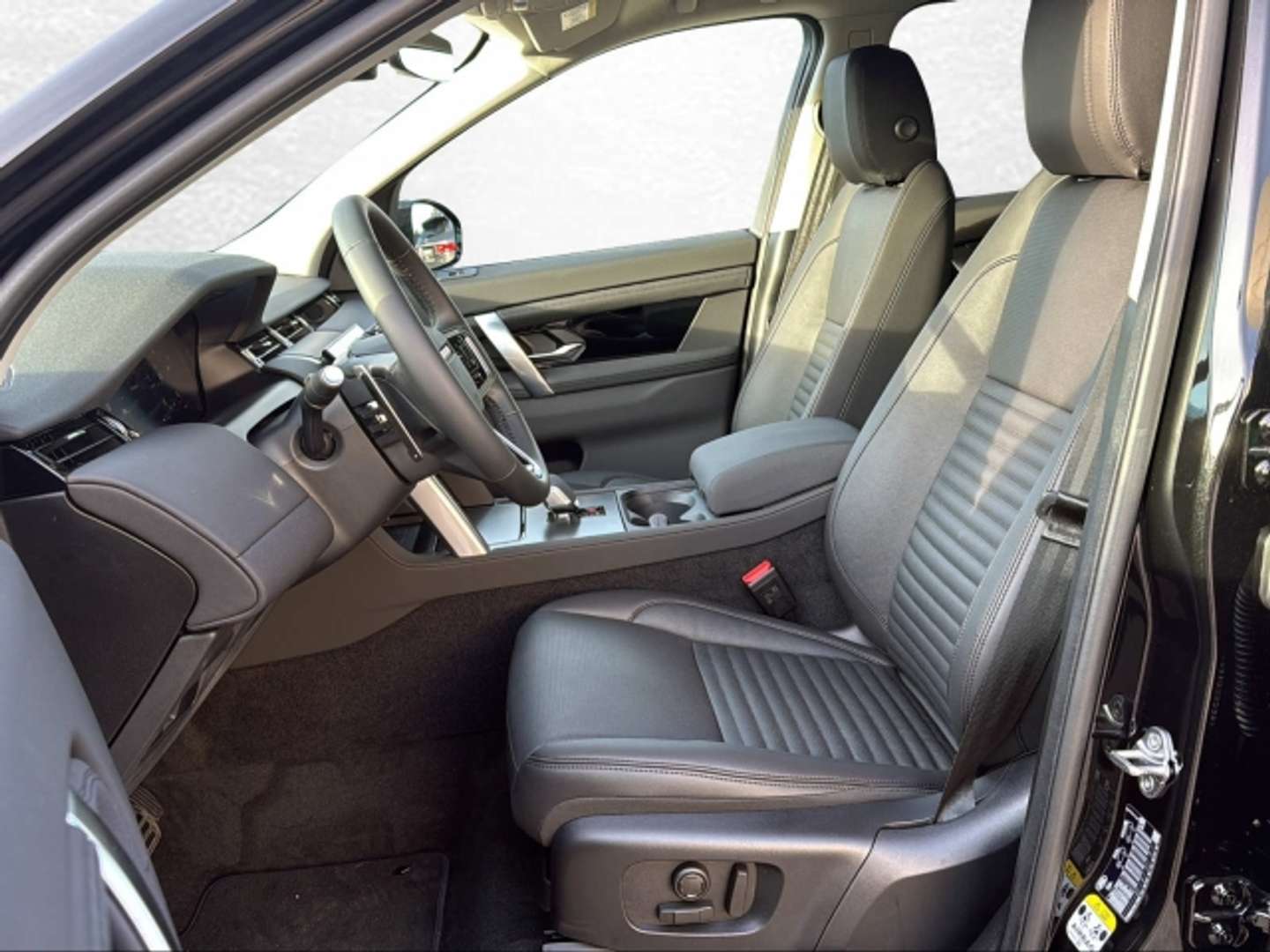 Land Rover Discovery Sport S D165 - 2025 - Joinsteer - #15