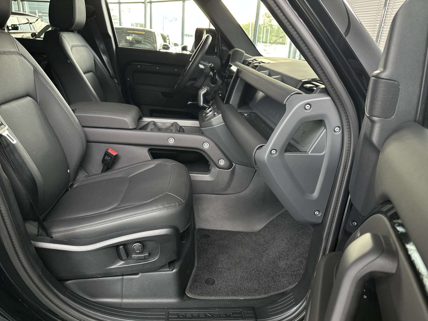 Land Rover Defender X-Dynamic HSE P300e - 2025 - Joinsteer - #3