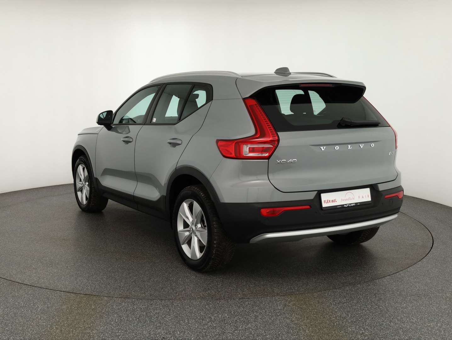 Volvo XC40 Core B3 MHEV - 2024 - Joinsteer - #2