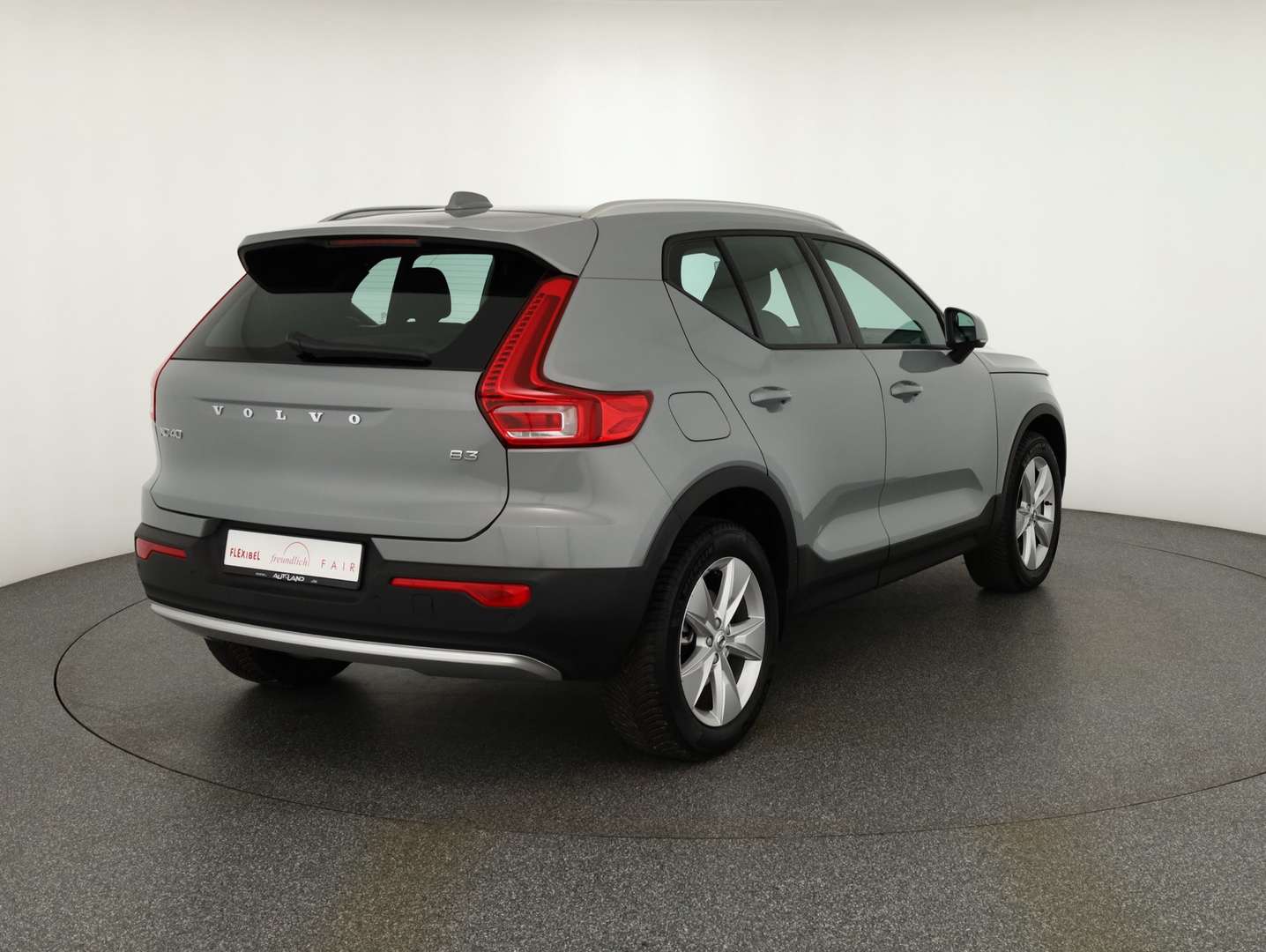 Volvo XC40 Core B3 MHEV - 2024 - Joinsteer - #4