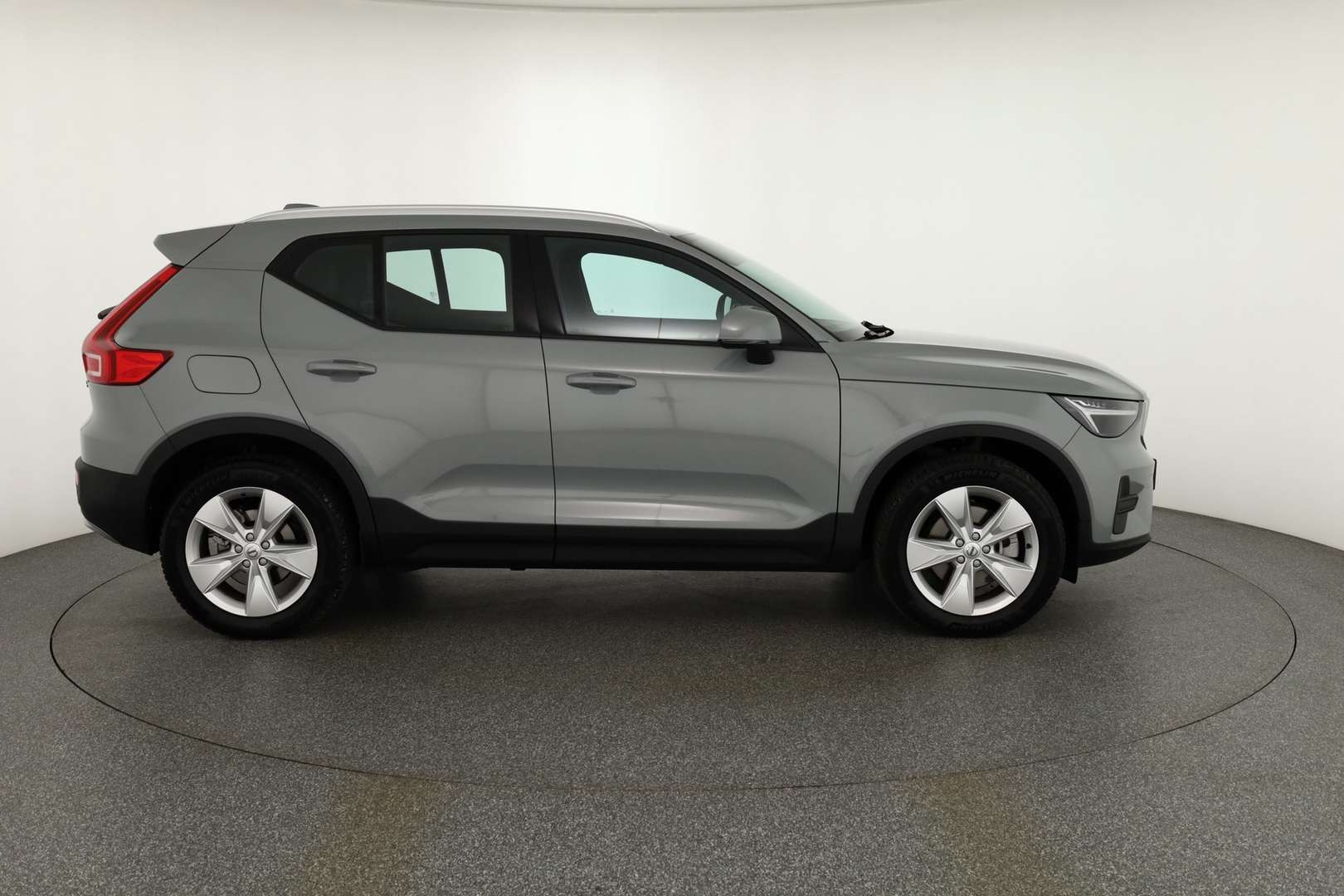 Volvo XC40 Core B3 MHEV - 2024 - Joinsteer - #5