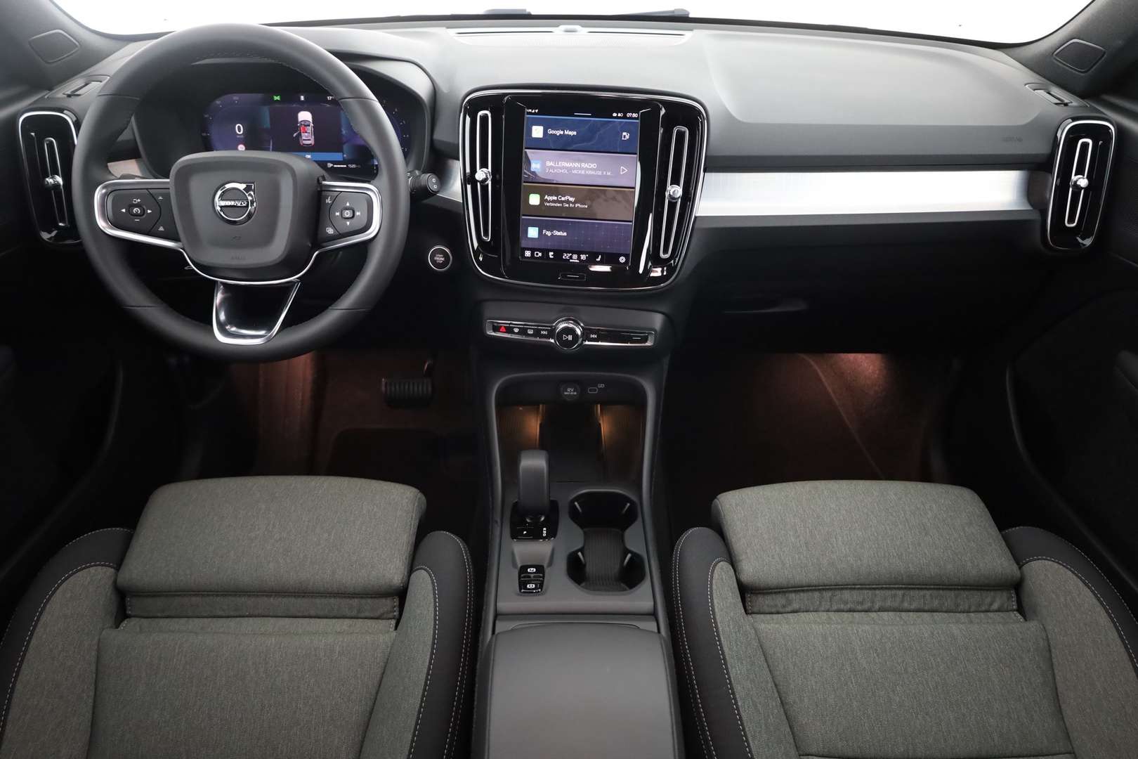 Volvo XC40 Core B3 MHEV - 2024 - Joinsteer - #8