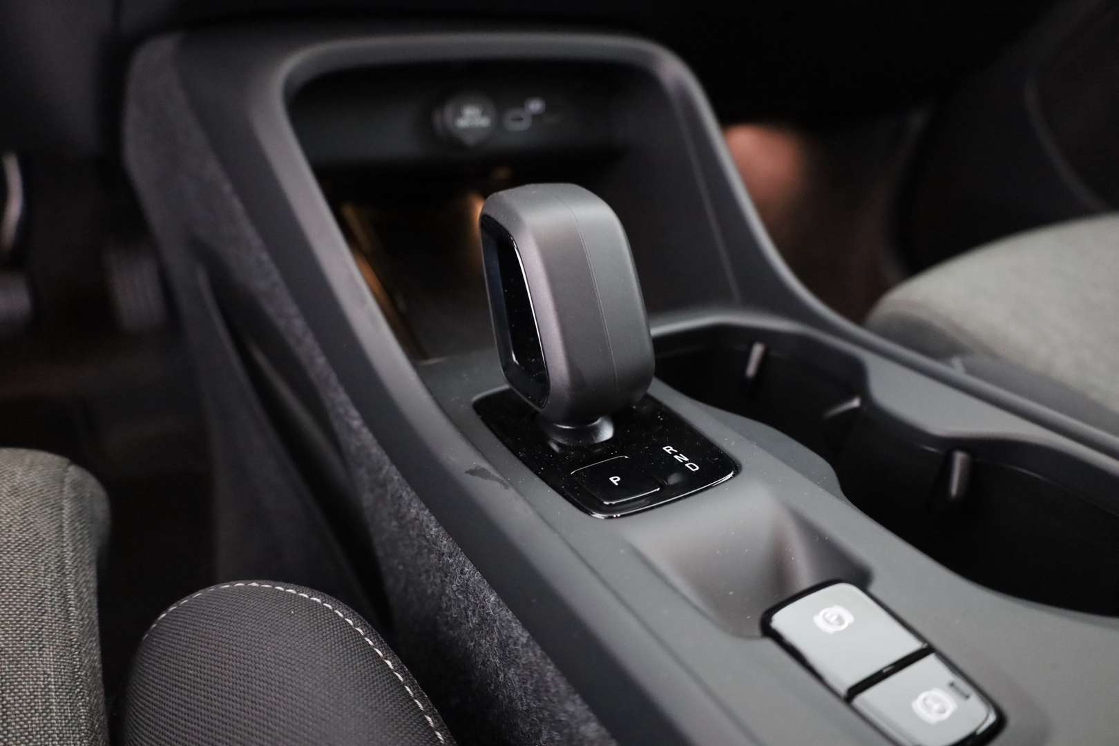 Volvo XC40 Core B3 MHEV - 2024 - Joinsteer - #13