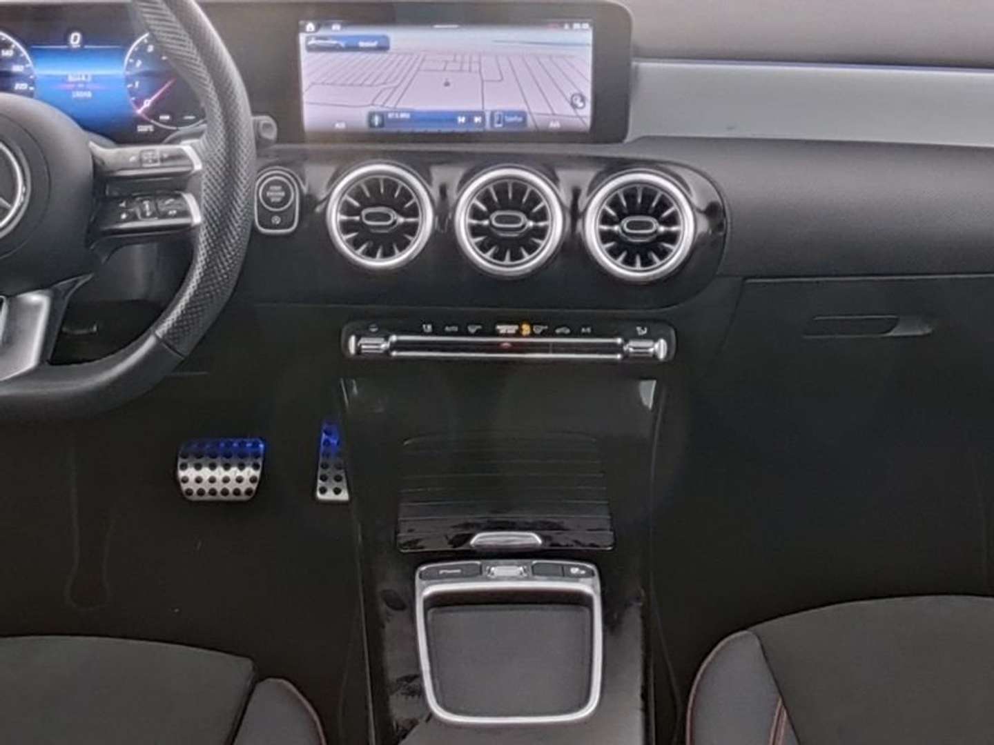 Mercedes Classe A AMG-Line - 2024 - Joinsteer - #4