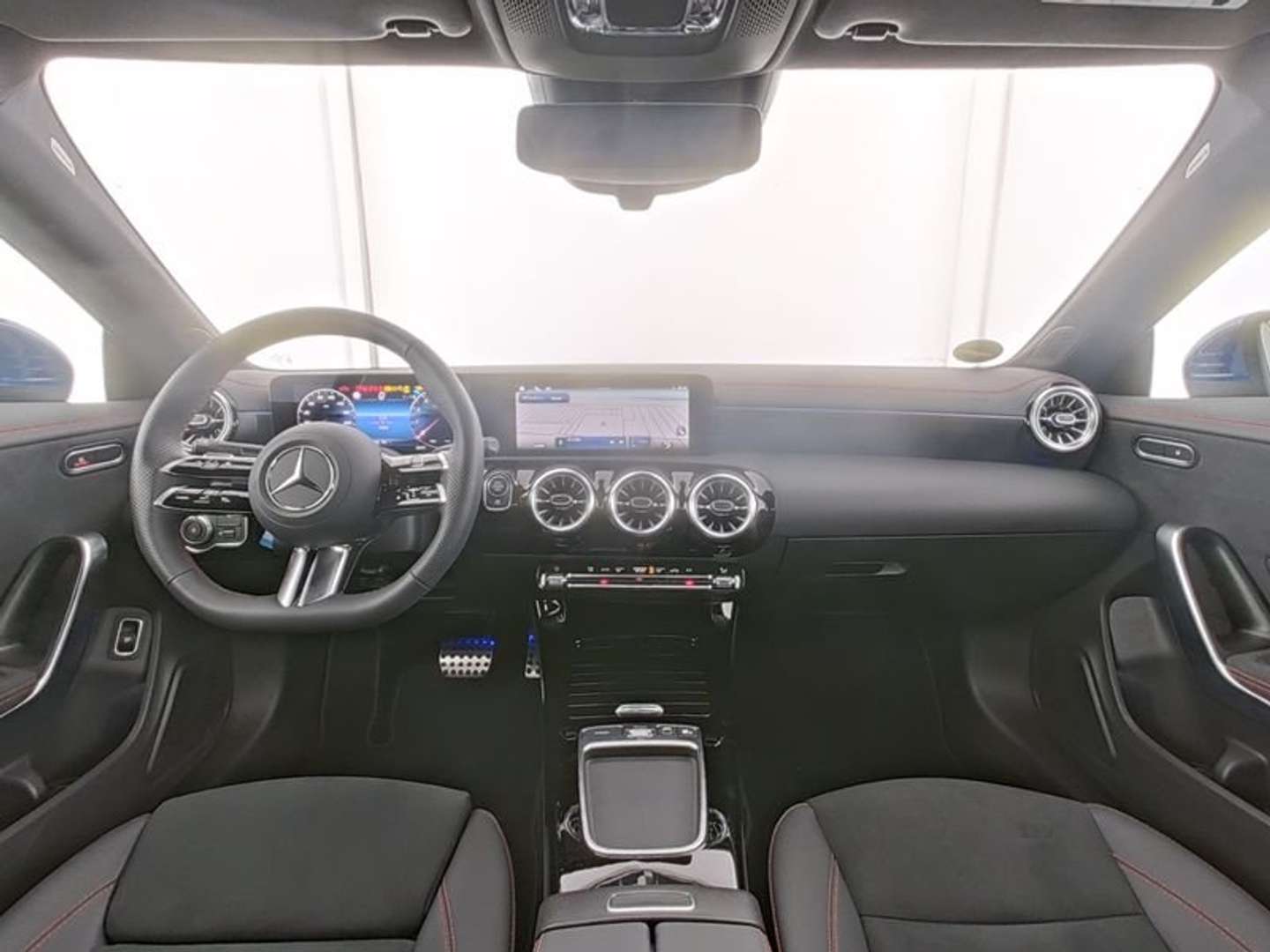 Mercedes CLA 200 AMG Line Advanced Plus - 2025 - Joinsteer - #6