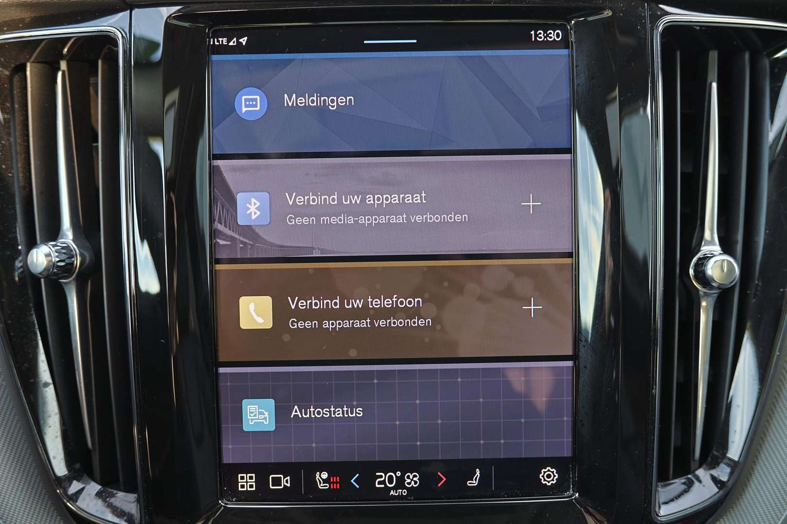 Volvo XC60 Plus T6 Recharge AWD - 2025 - Joinsteer - #6