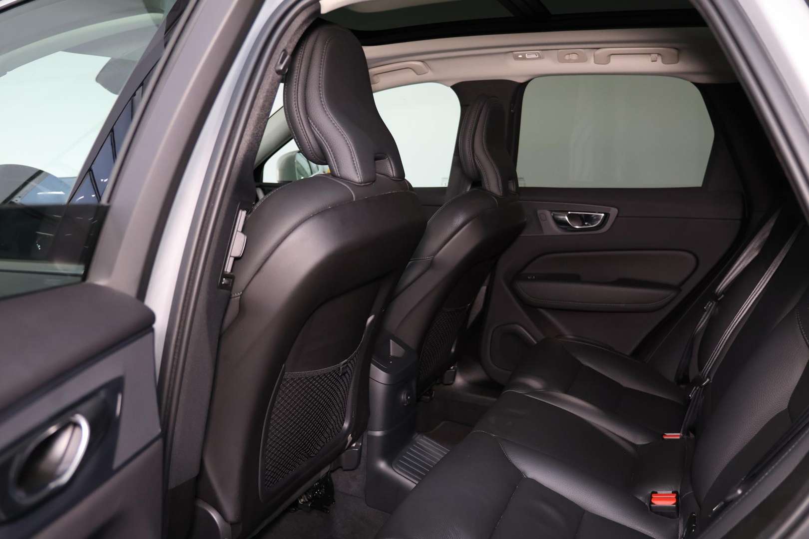 Volvo XC60 Plus T6 Recharge AWD - 2025 - Joinsteer - #11