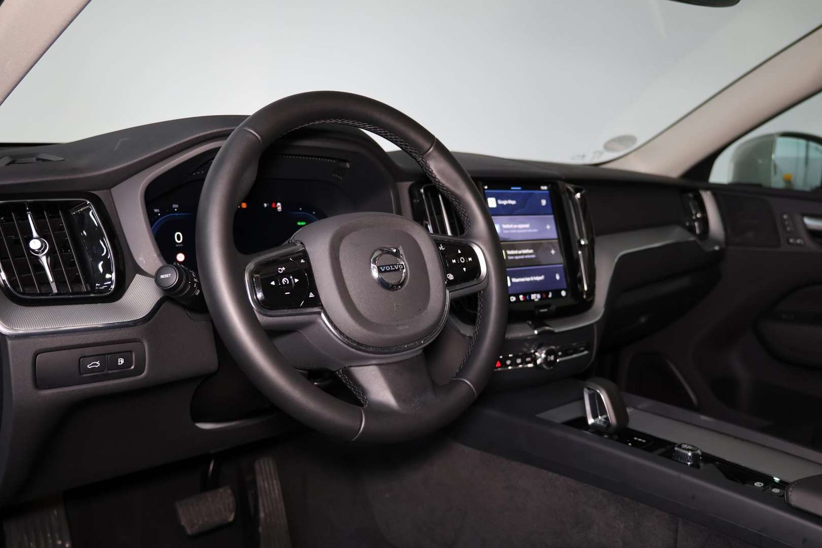 Volvo XC60 Plus T6 Recharge AWD - 2025 - Joinsteer - #14