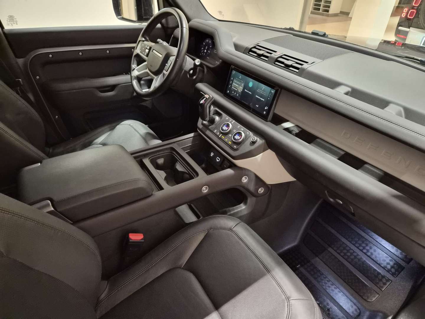 Land Rover Defender S 3.0d I6 MHEV - 2023 - Joinsteer - #8
