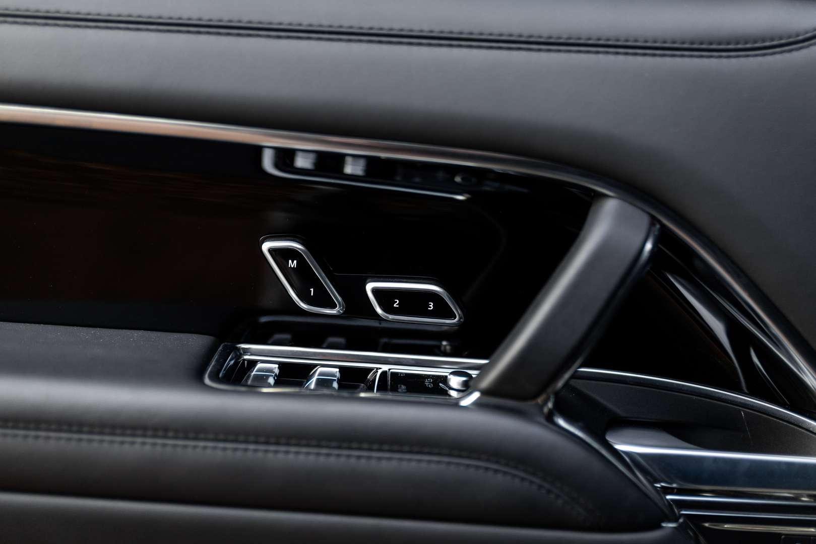 Land Rover Range Rover Autobiography P510e - 2023 - Joinsteer - #16