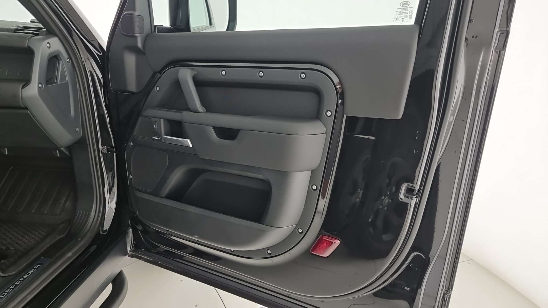 Land Rover Defender X-Dynamic SE 3.0D I6 - 2025 - Joinsteer - #12