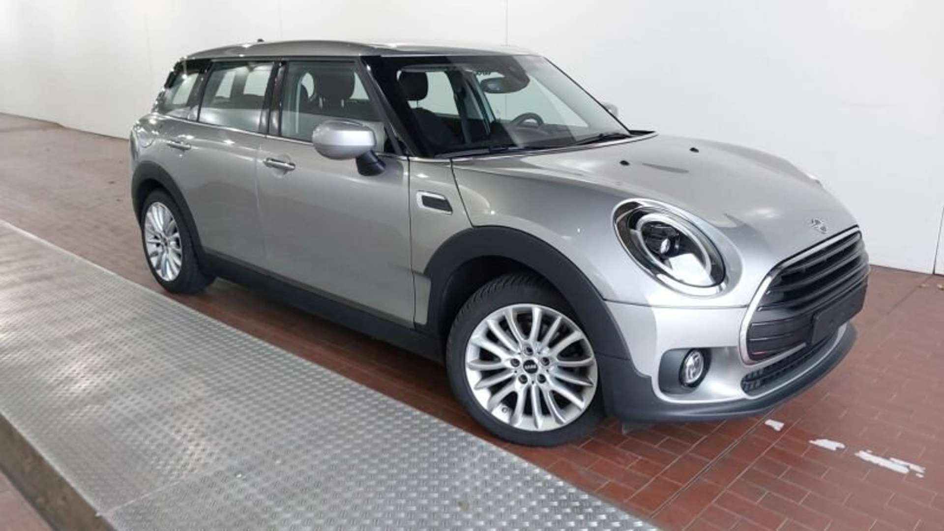 Mini Clubman Cooper Essential Trim - 2023 - Joinsteer - #1