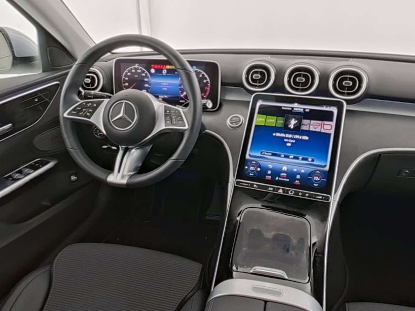 Mercedes Classe C Avantgarde - 2024 - Joinsteer - #9