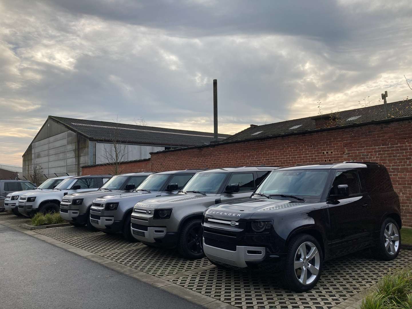 Land Rover Defender X-Dynamic SE 3.0D MHEV D250 - 2022 - Joinsteer - #17