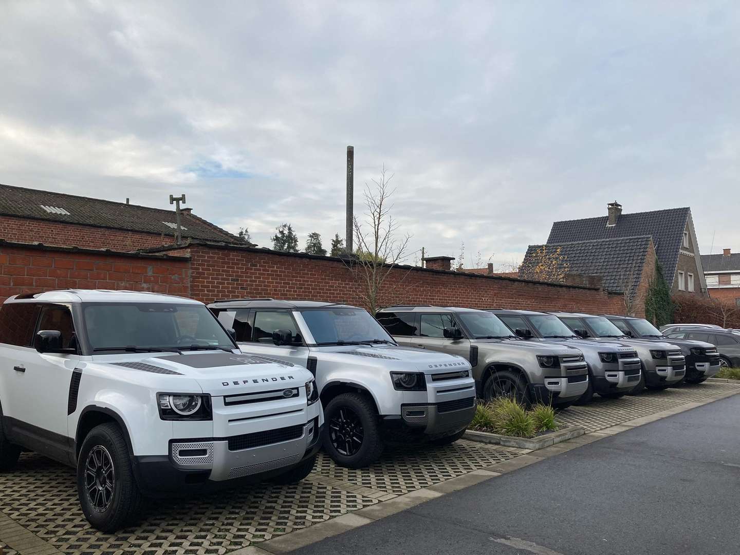 Land Rover Defender X-Dynamic SE 3.0D MHEV D250 - 2022 - Joinsteer - #18