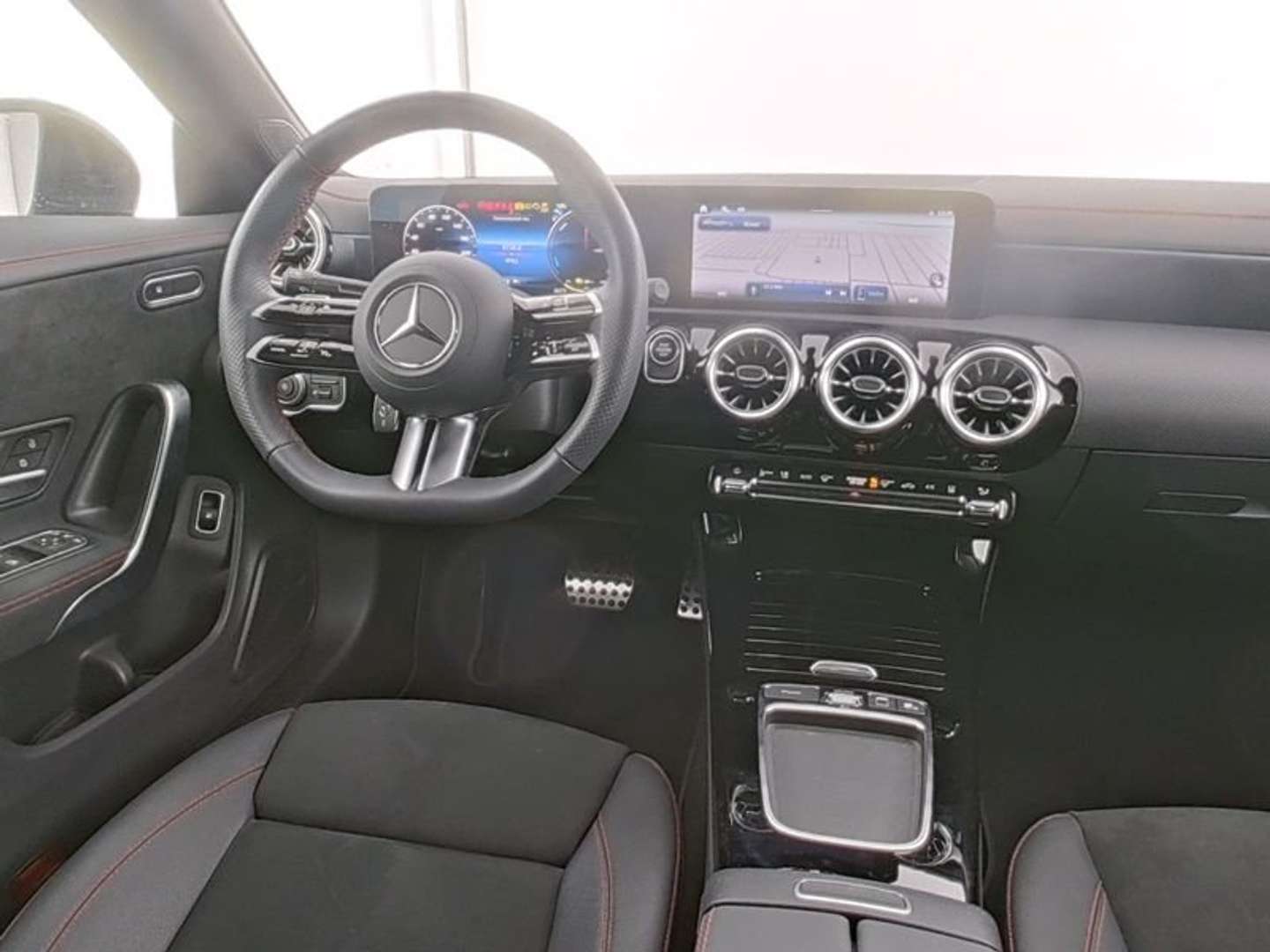 Mercedes CLA Edition AMG Night 250 E - 2024 - Joinsteer - #5