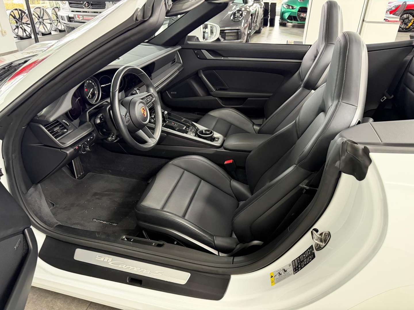 Porsche Cabriolet Carrera S Approved - 2024 - Joinsteer - #7