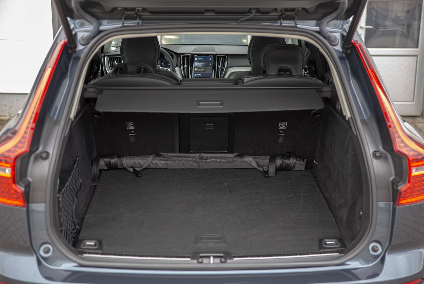 Volvo XC60 Plus Dark T8 - 2022 - Joinsteer - #7