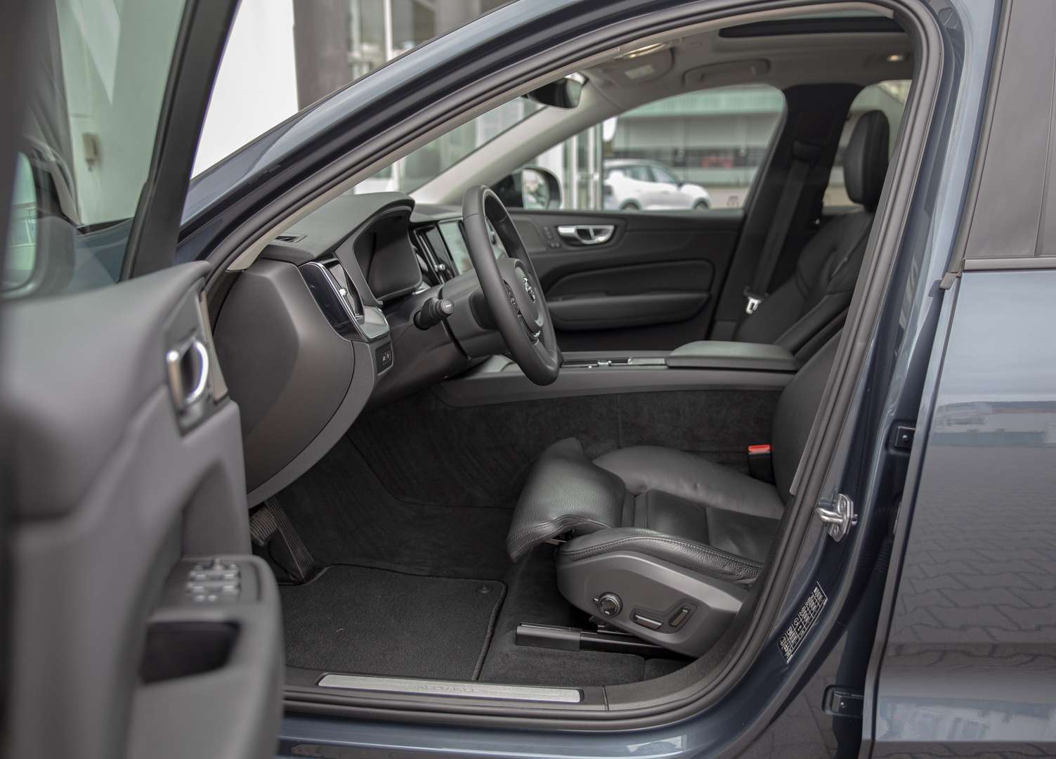 Volvo XC60 Plus Dark T8 - 2022 - Joinsteer - #15