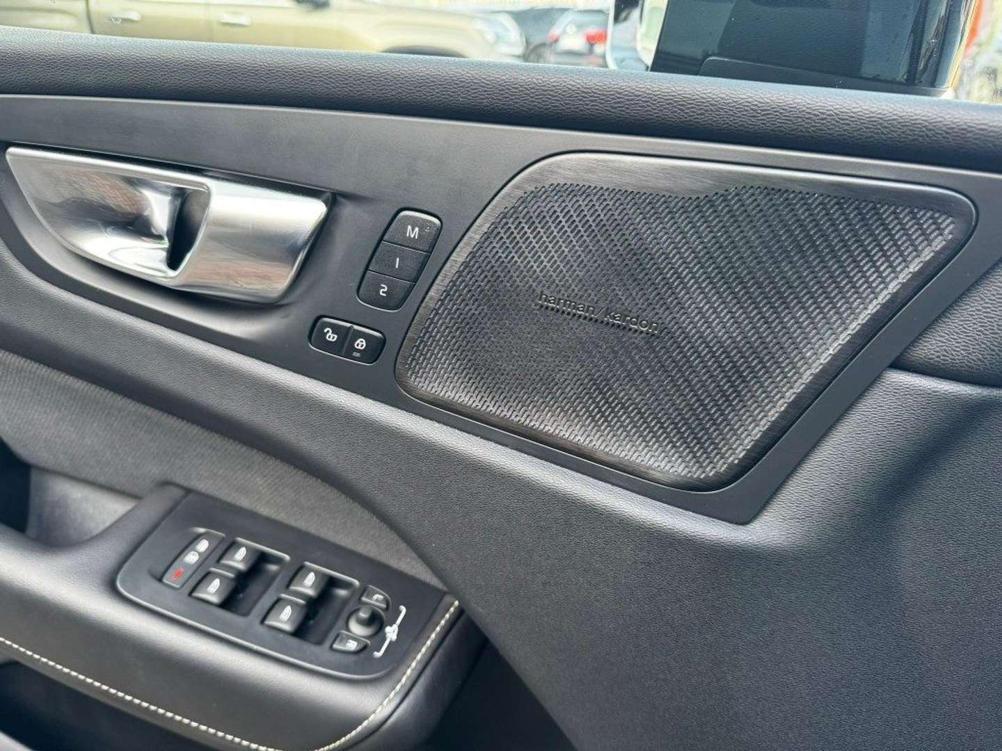 Volvo XC60 Plus B5 AWD - 2025 - Joinsteer - #14