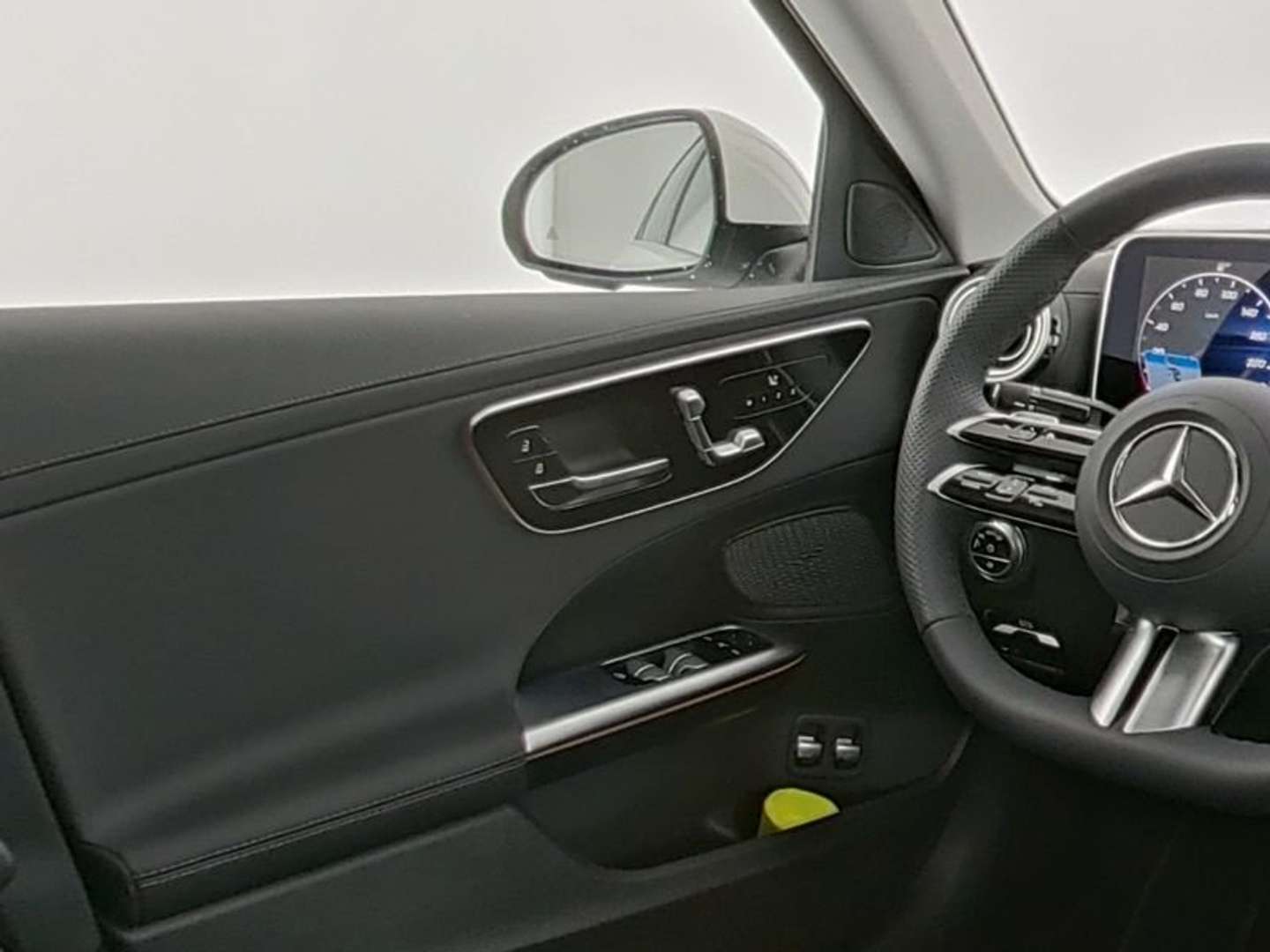Mercedes Classe C AMG 300 E - 2025 - Joinsteer - #7