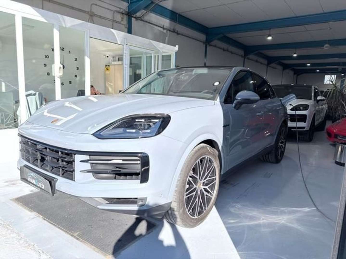 Porsche Cayenne E-Hybrid - 2024 - Joinsteer - #4
