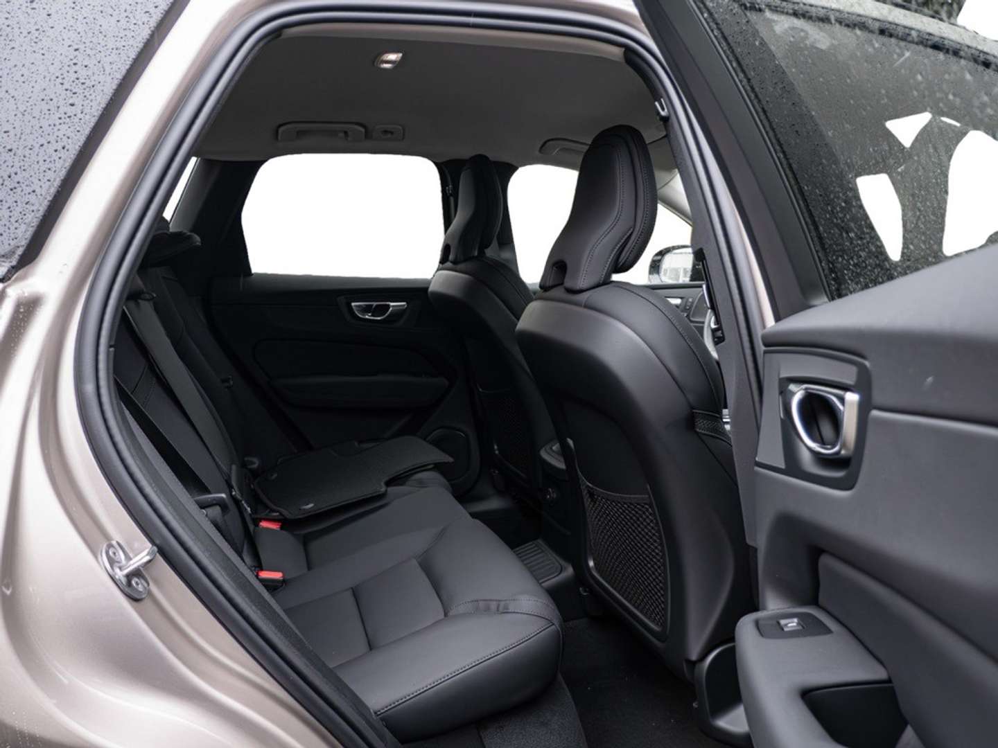 Volvo XC60 Recharge Plus T8 - 2025 - Joinsteer - #6