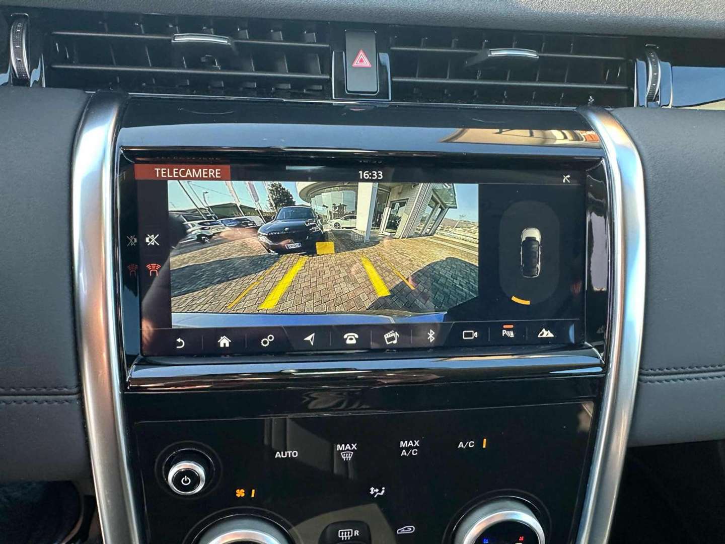 Land Rover Discovery Sport AWD 2.0d MHEV - 2020 - Joinsteer - #3