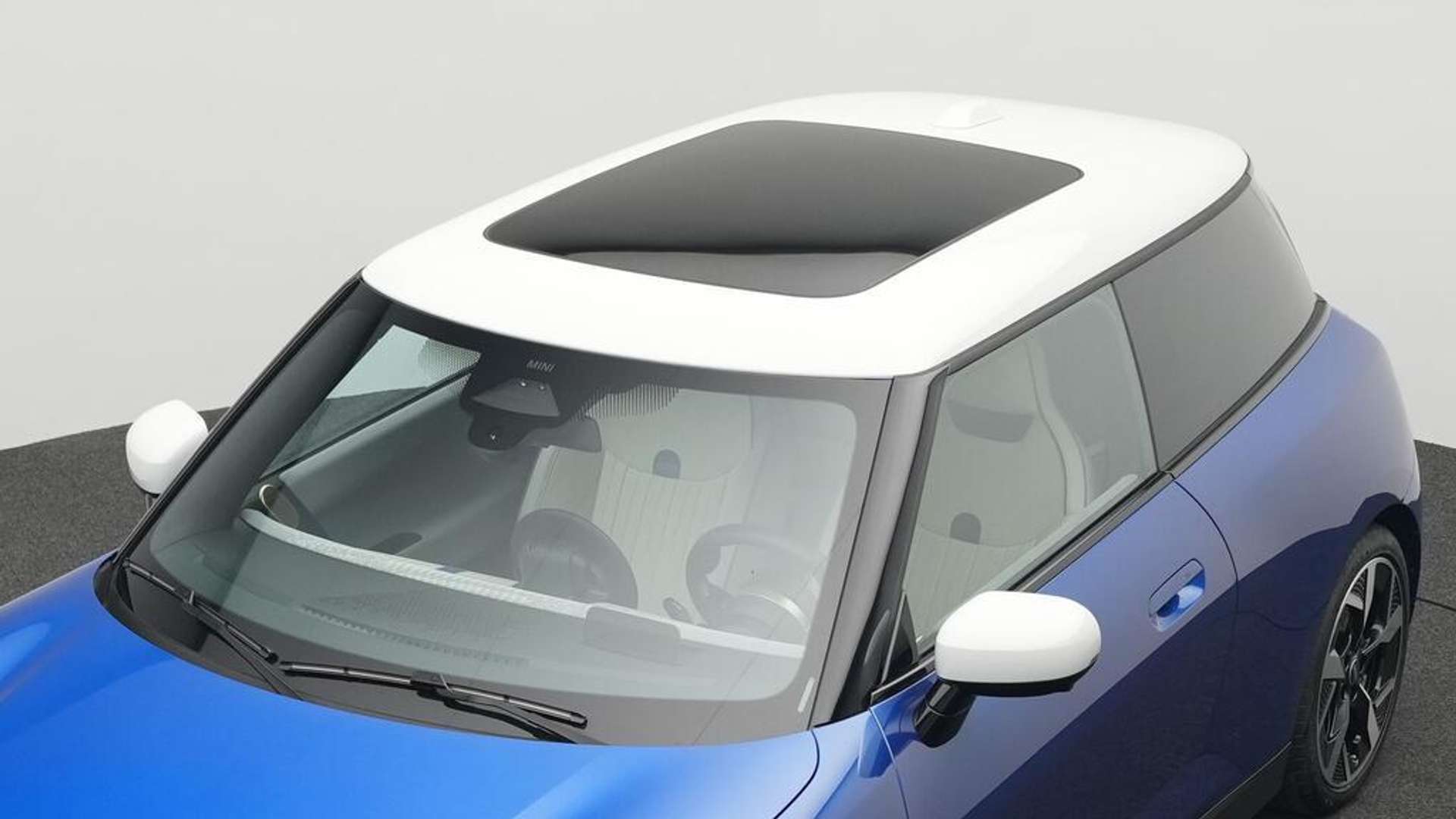 Mini Cooper SE Favoured Trim - 2024 - Joinsteer - #23