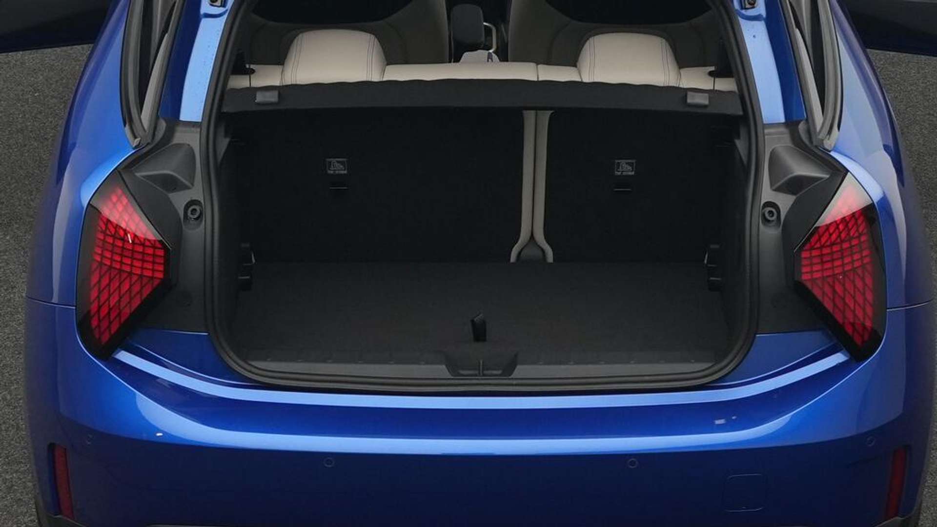 Mini Cooper SE Favoured Trim - 2024 - Joinsteer - #25