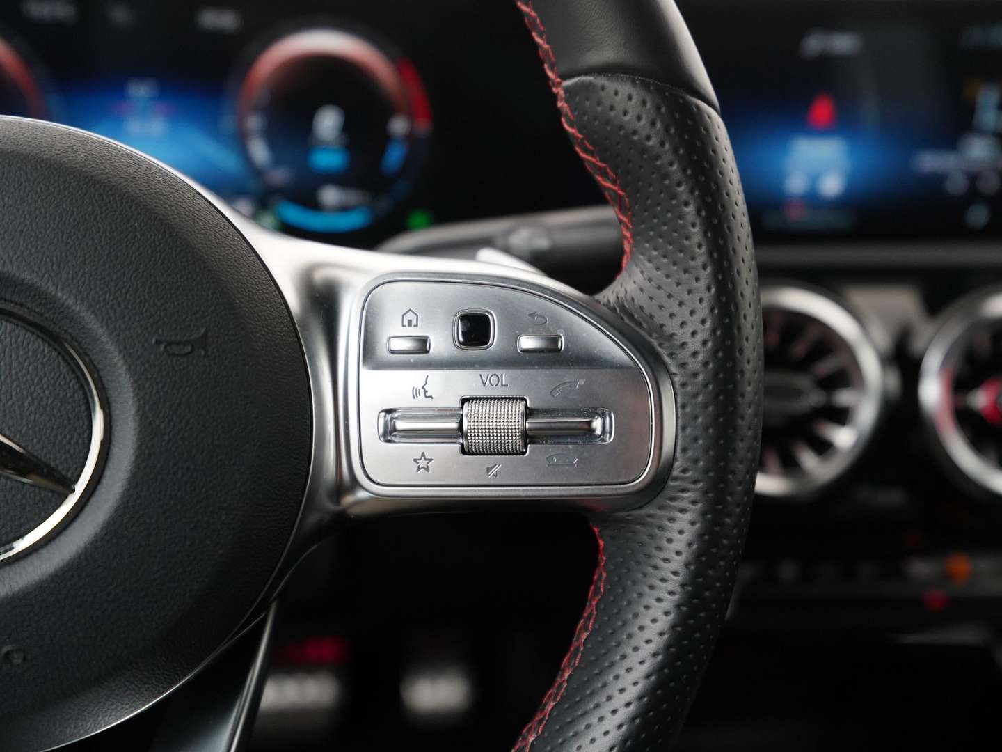 Mercedes Classe A AMG Night 250e - 2021 - Joinsteer - #9