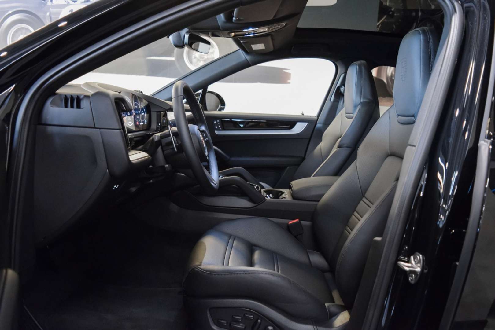 Porsche Cayenne Coupé E-Hybrid Aut. - 2025 - Joinsteer - #5