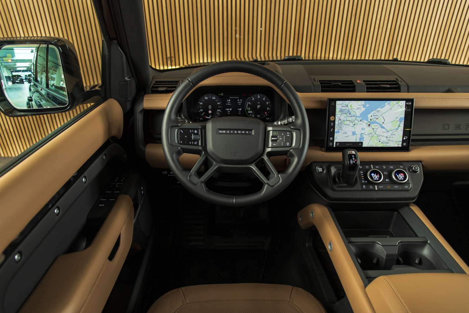 Land Rover Defender X-Dynamic HSE P300e - 2025 - Joinsteer - #12