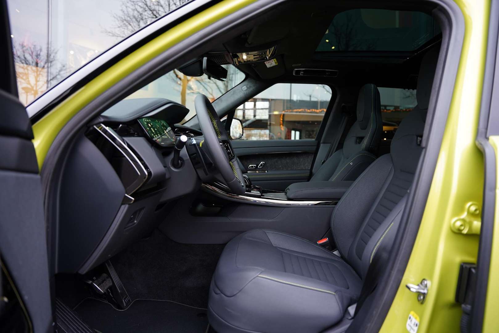 Land Rover Range Rover Sport SV Celestial Sol P635 - 2025 - Joinsteer - #5