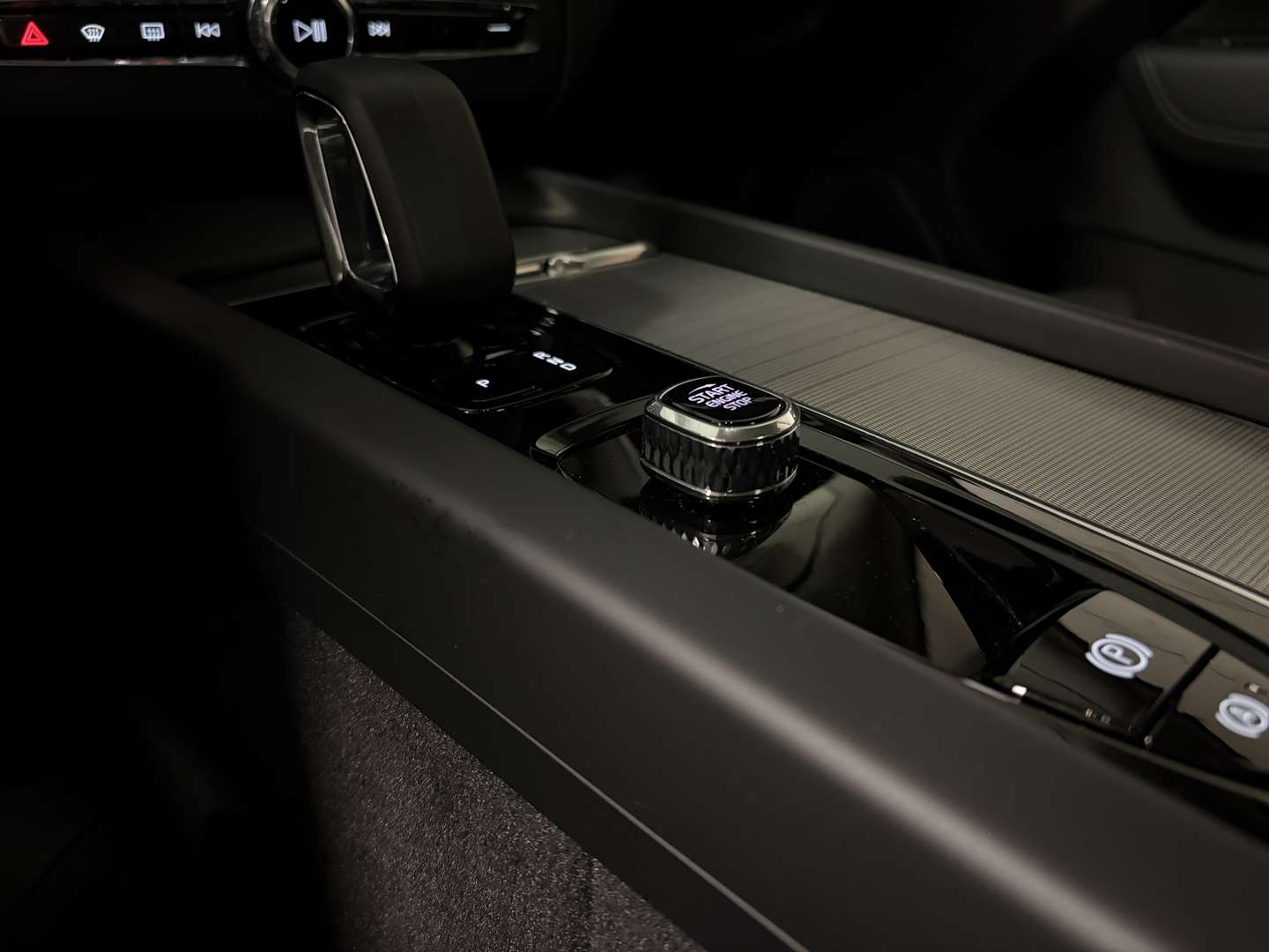 Volvo XC60 Ultimate T6 AWD Recharge - 2024 - Joinsteer - #42