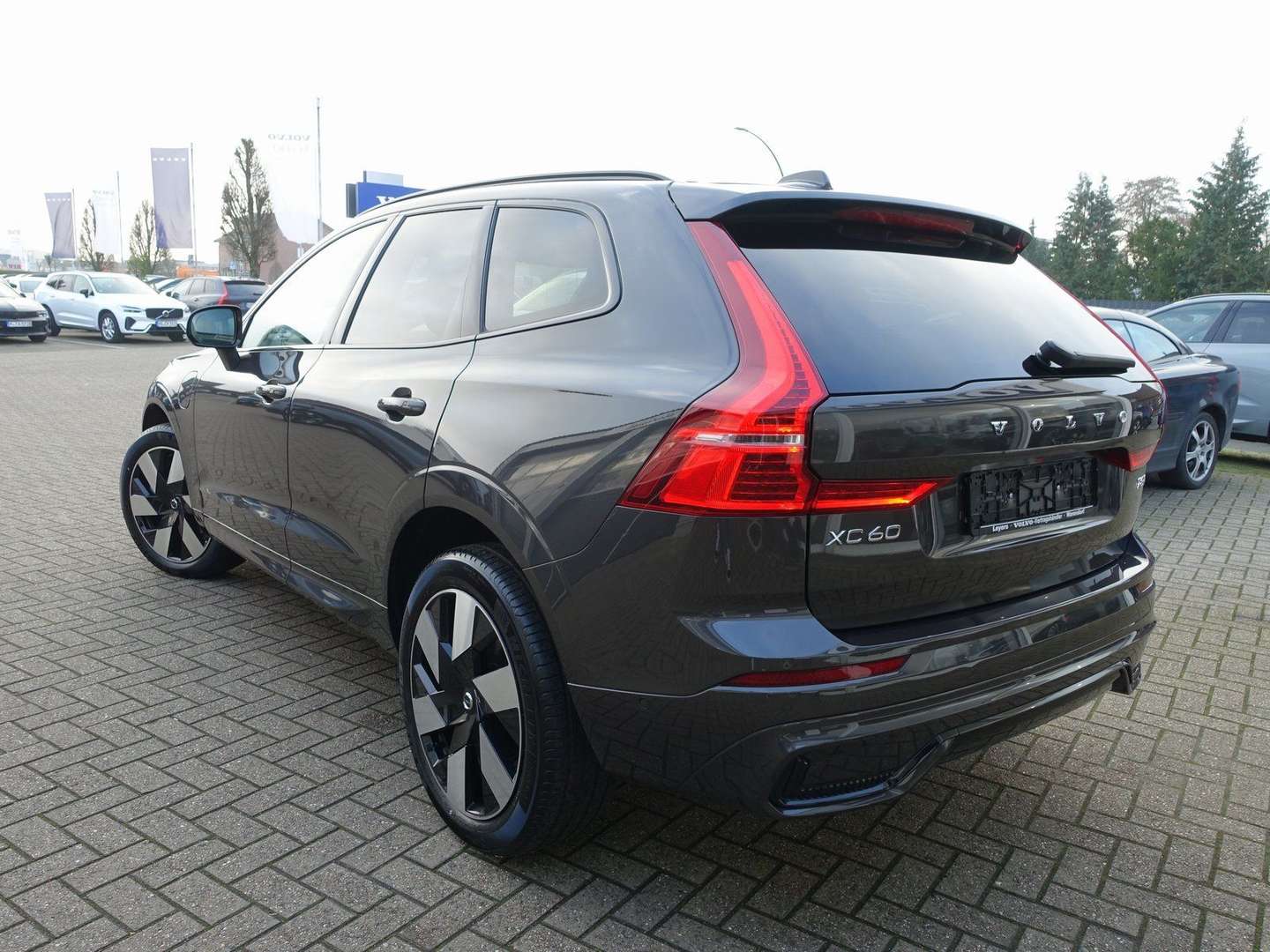 Volvo XC60 Plus T8 - 2025 - Joinsteer - #4